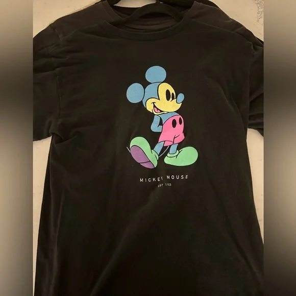 Graphic Tee - Picture 1 of 1